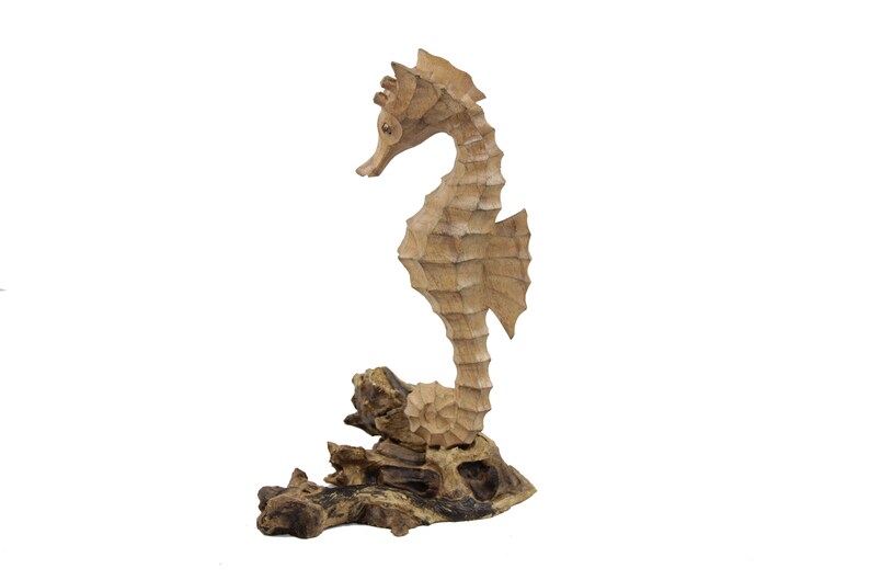 タツノオトシゴの彫刻