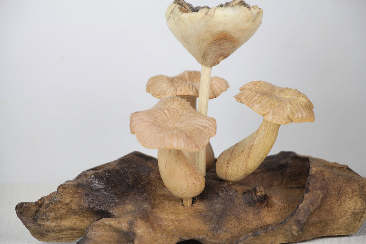 Wooden Mushroom Sculpture, Forest, Nature, Statue, Wood Carving, Figurine, Home Deco, Ornament, Unique, Birthday Gift, Handmade Gift Deco