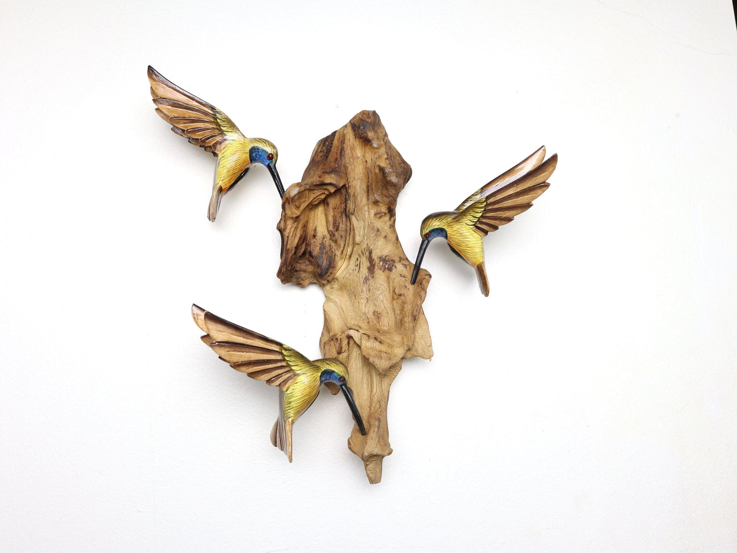 Hand-painted Hummingbird Wooden Wall Art Set, Colorful Hanging Decor, Bird Lover Gift, Nature Inspired Art, Rustic Handmade, Handmade Gifts