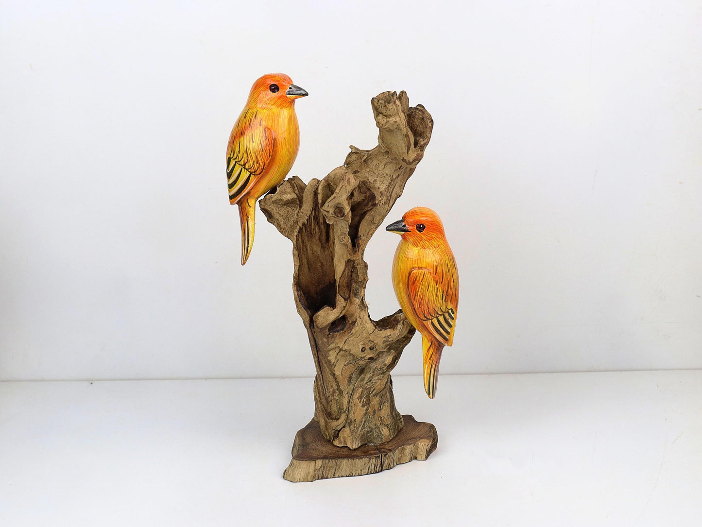 手描きの木製鳥の彫刻 | 自然からインスピレーションを得た流木アート | ユニークなホームデコレーション | 鳥やアート愛好家へのプレゼントに最適