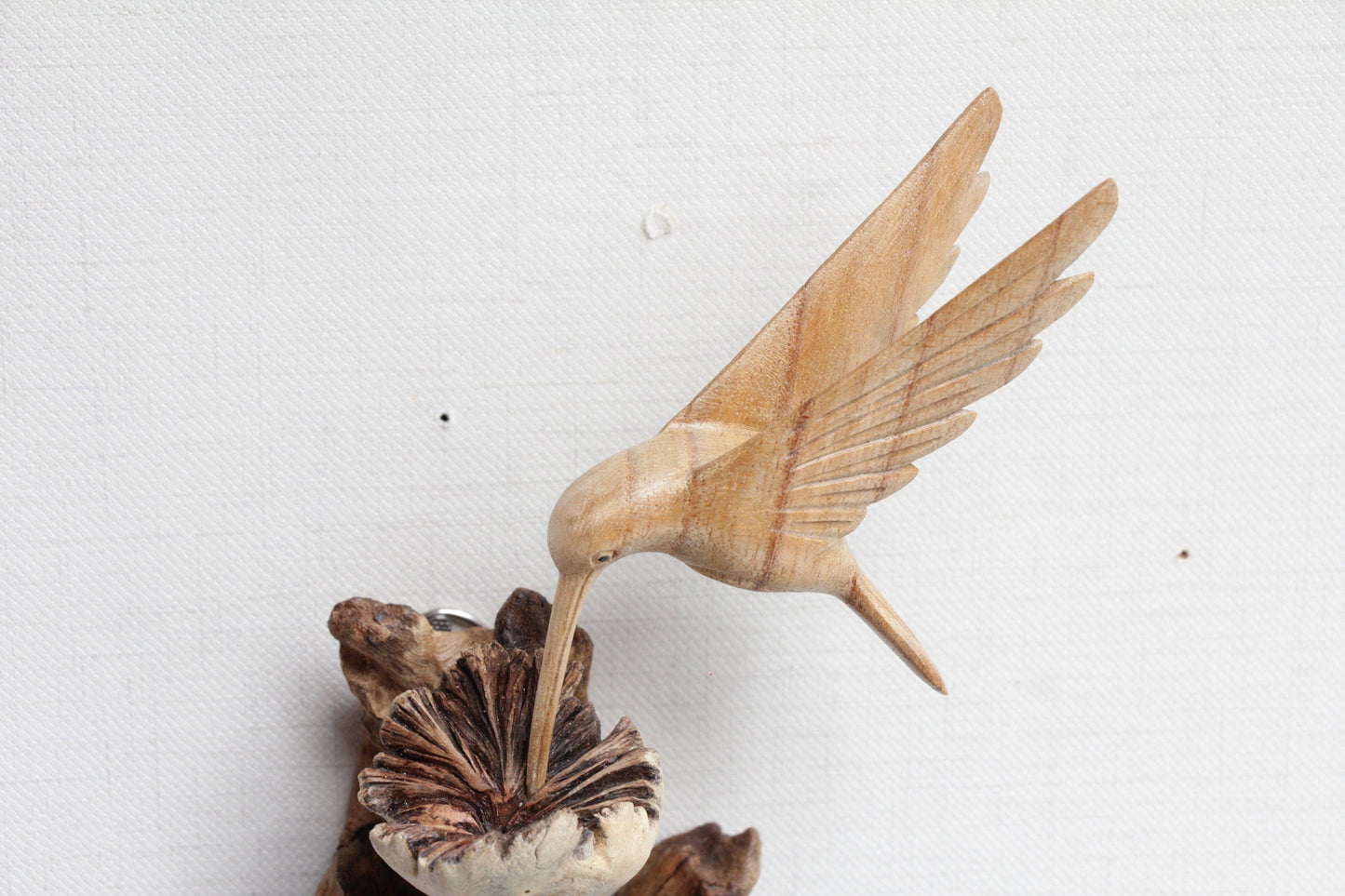 Wall Deco Hummingbird On Mushroom
