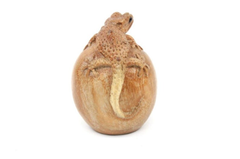Hand Carved Gecko Ornament