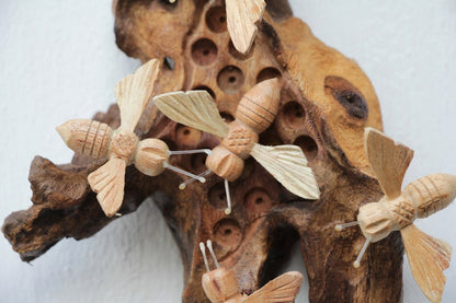 Wooden Bee Wall Hanging