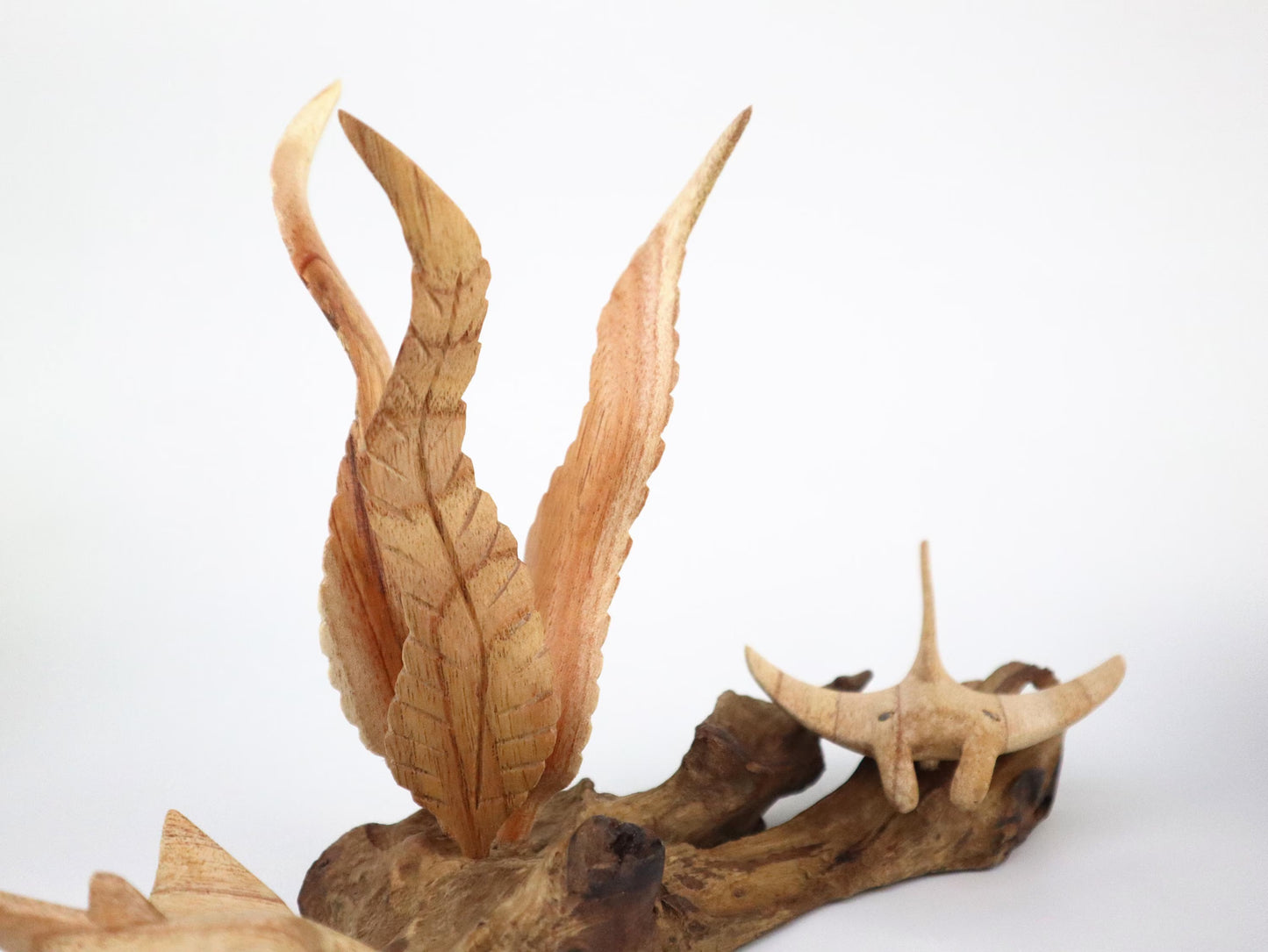 Hand-Carved Wooden Manta Ray Pair with Seaweed Sculpture - Coastal Home Decor